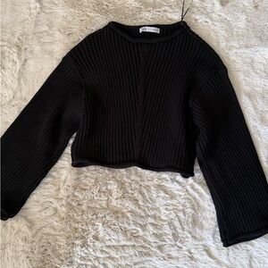 ZARA Black Ribbed Cropped Crewneck Sweater